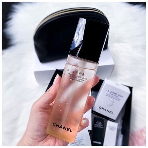 chanel cleansing oil how to use|Chanel anti pollution cleansing oil.